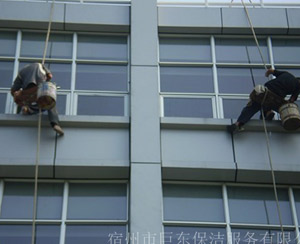 合肥寶蘭格制冷公司外墻保潔